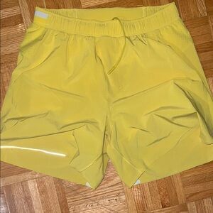 Lululemon Athletica Yellow Athletic Shorts with Reflective Detail (lined)